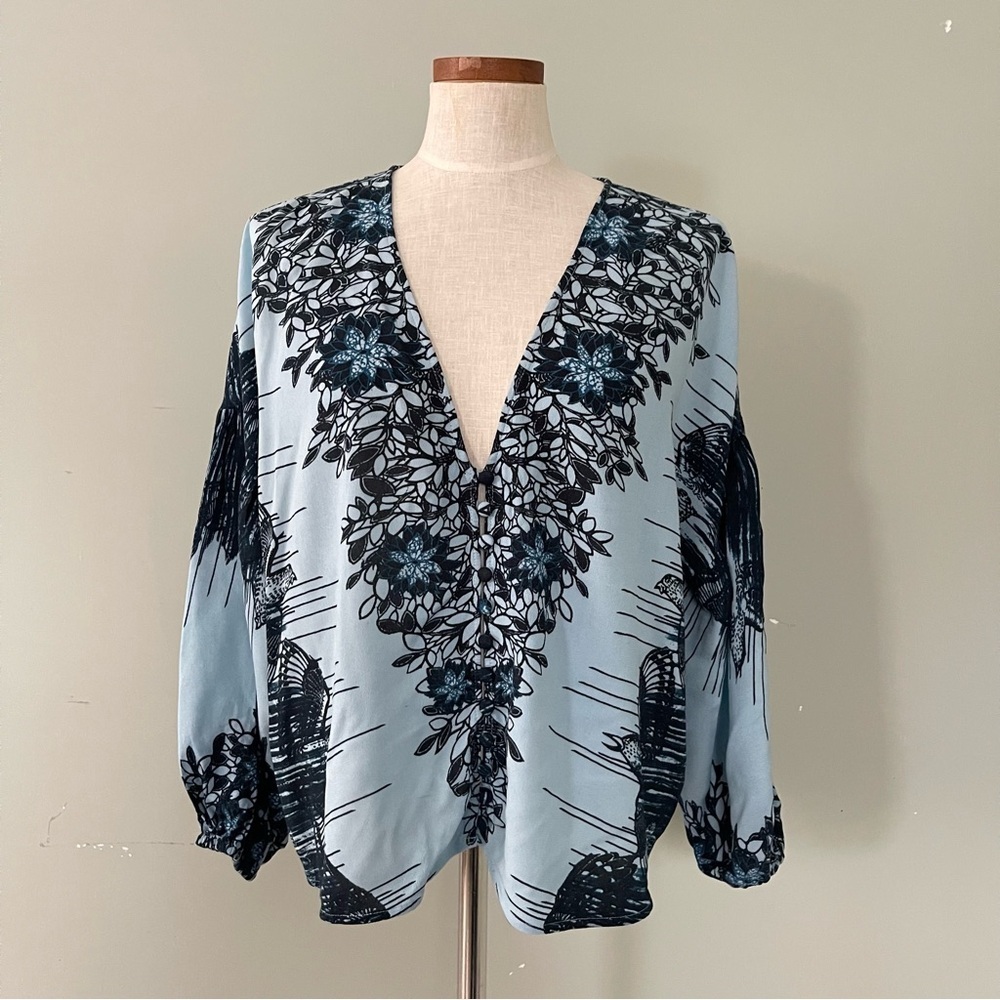 Free People Blue vneck blouse NWOT size XSmall
